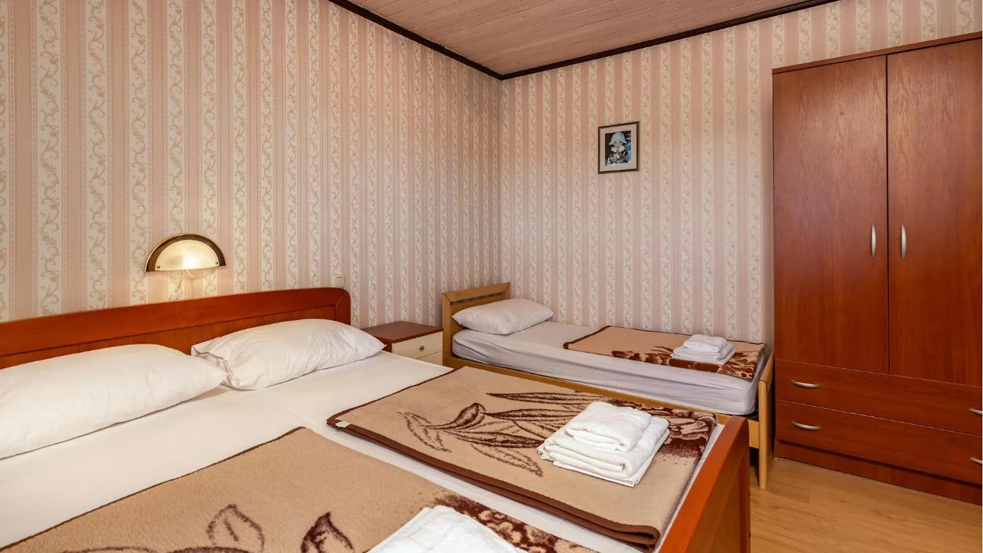 Nice Apartment In Rab With Wifi Rab Town