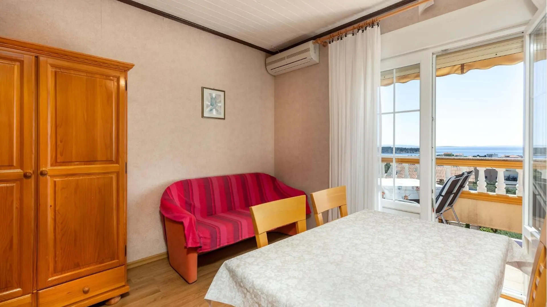 Nice Apartment In Rab With Wifi ラブ クロアチア