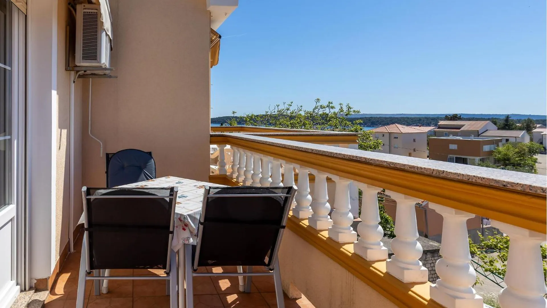 Nice Apartment In Rab With Wifi Rab Town