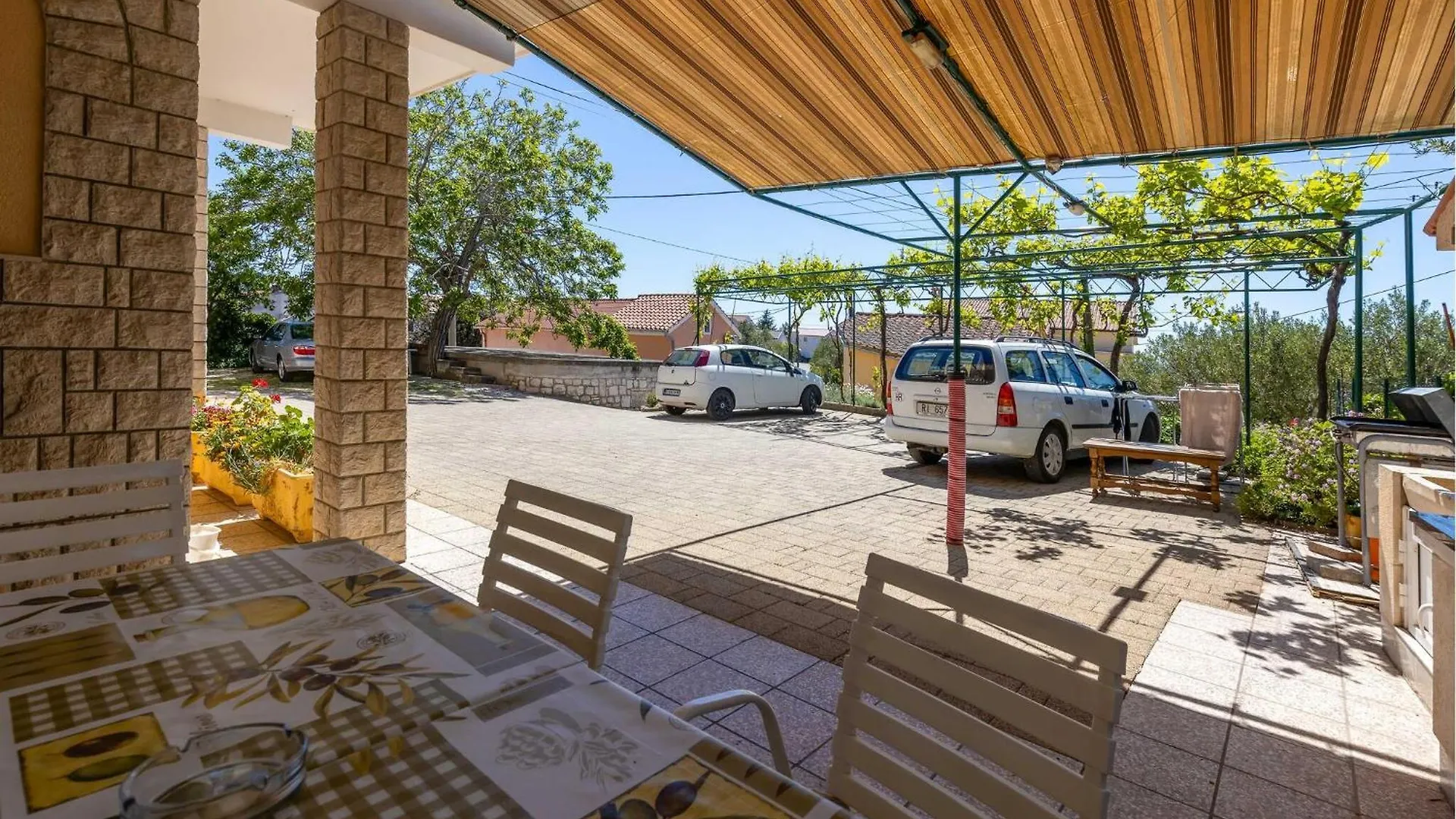 Nice Apartment In Rab With Wifi ラブ クロアチア